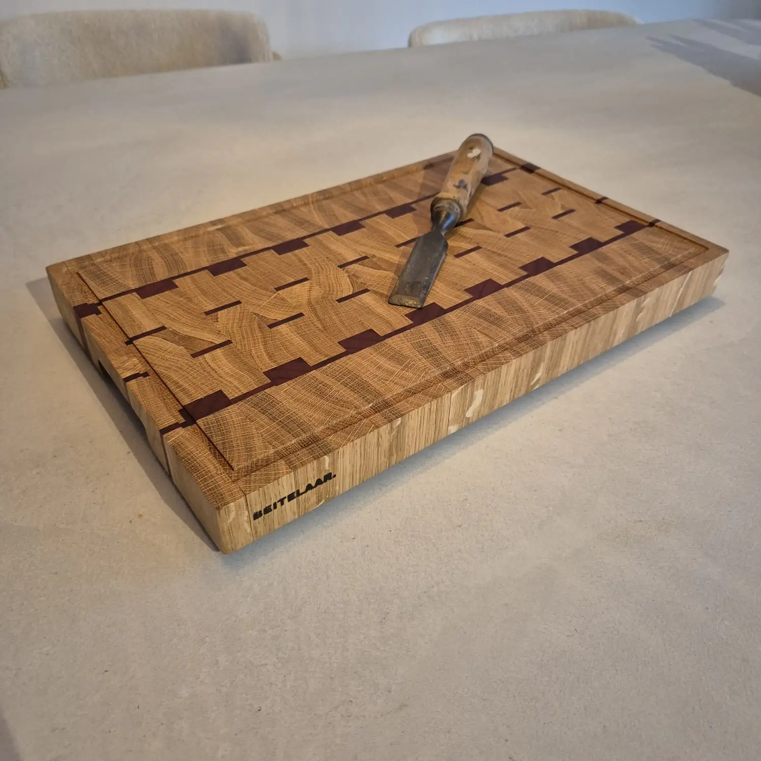 endgrain hakblok snijplank kurkuma kopshout diagonaal